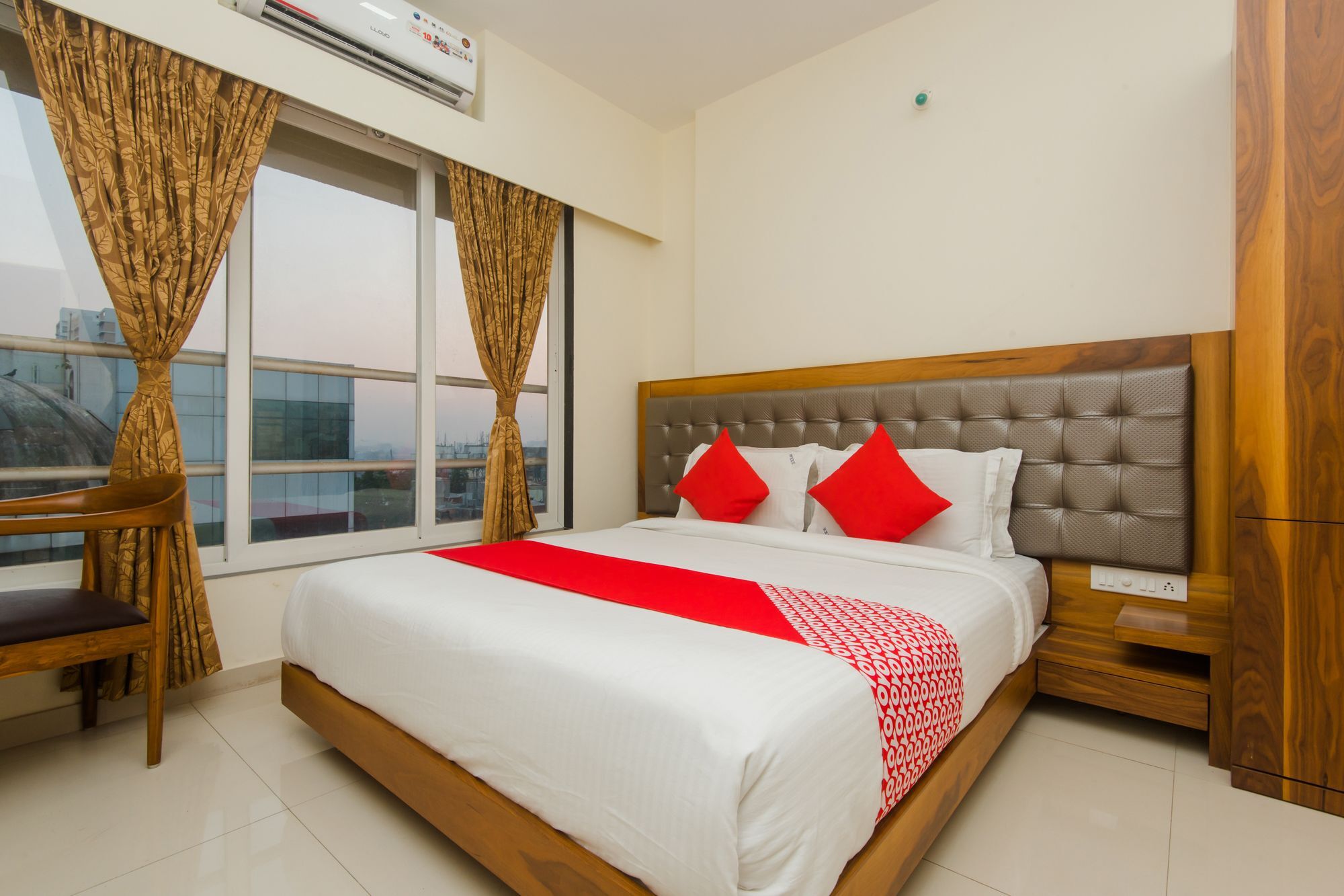 Oyo 11441 Hotel Blue Bells Residency Bombay Eksteriør billede